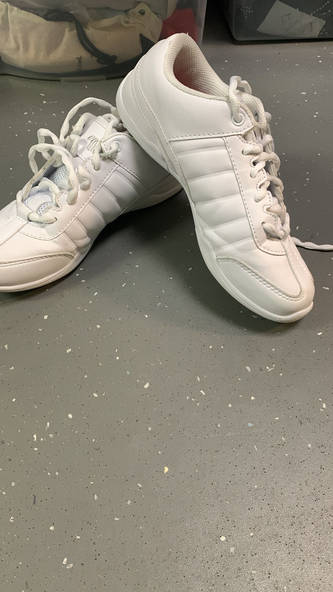Cheer Shoes - Size UK 5